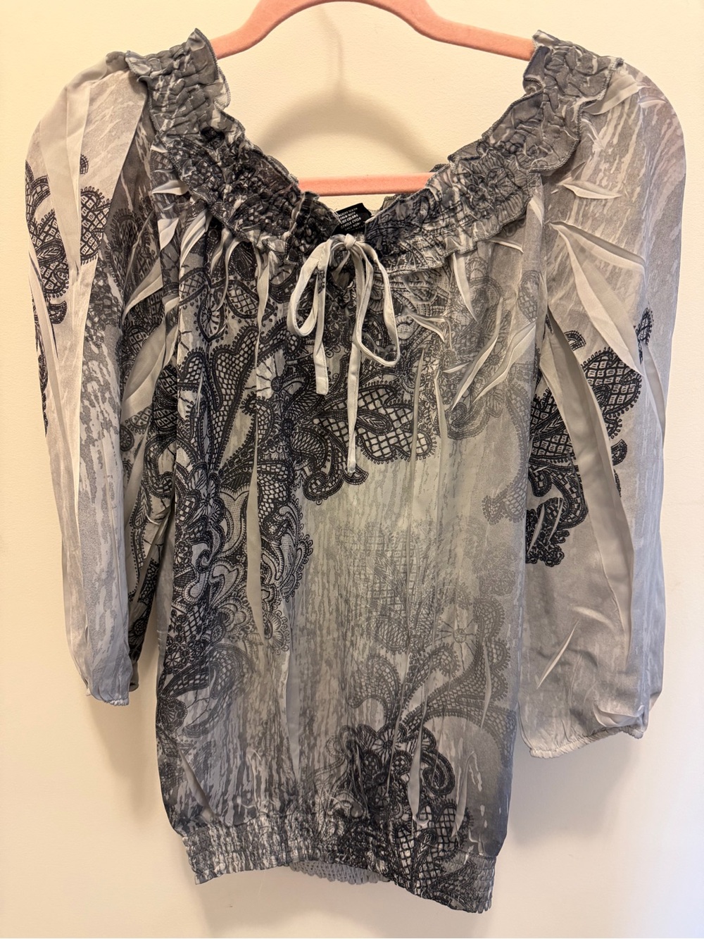 New Directions Gray Paisley Blouse